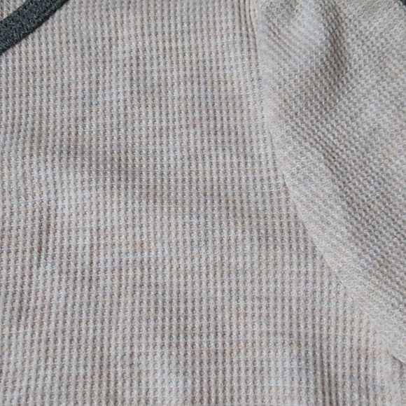 Filly Flair waffle thermal top with lace Size S - Picture 5 of 12